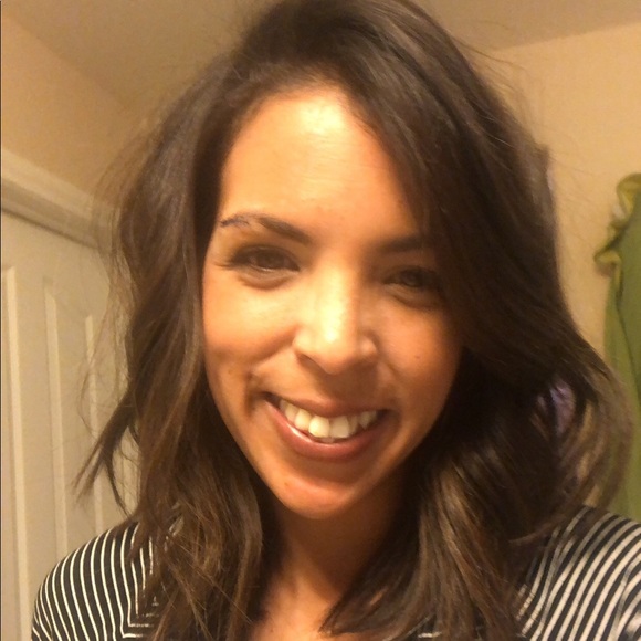 Meet your Posher, Christine - Picture 1 of 1